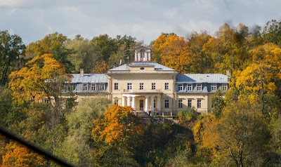 Krimuldas muiža (Krimulda Manor)