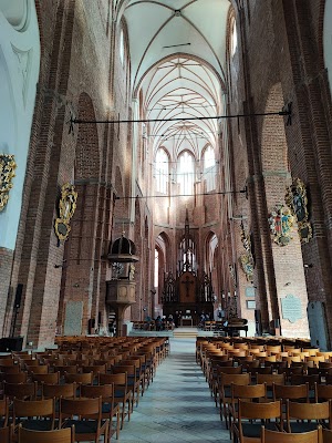 Sv. Pētera baznīca (St. Peter's Church)