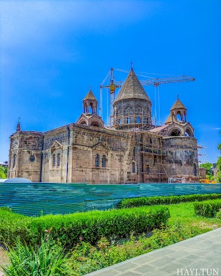 Վաղարշապատի տաճար (Vagharshapat Cathedral)