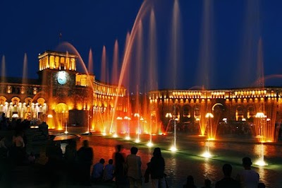 Հանրապետության հրապարակ (Republic Square)