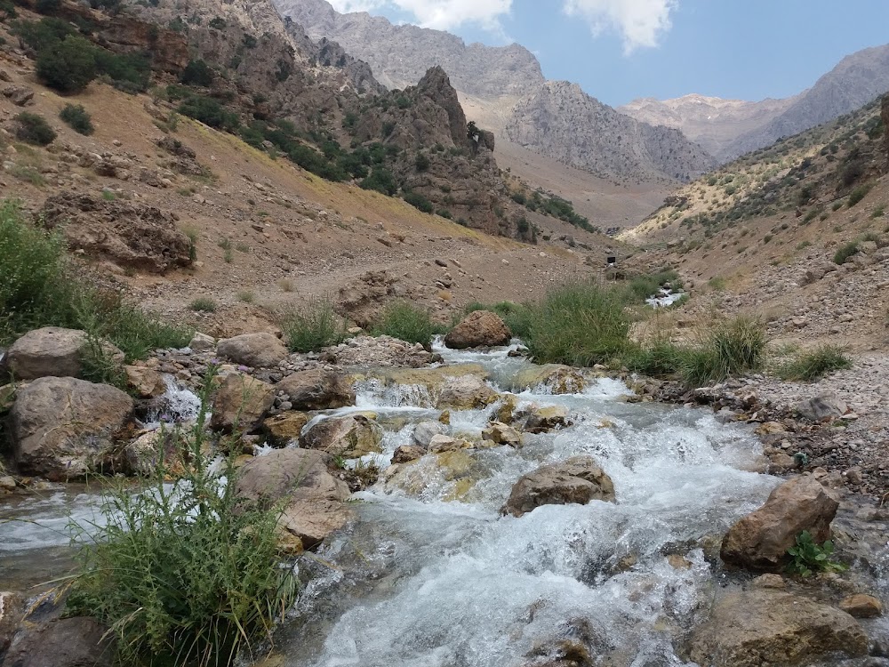 چشمه میشی (Cheshmeh Mishi)