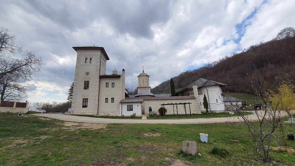 Mănăstirea Arnota (Arnota Monastery)