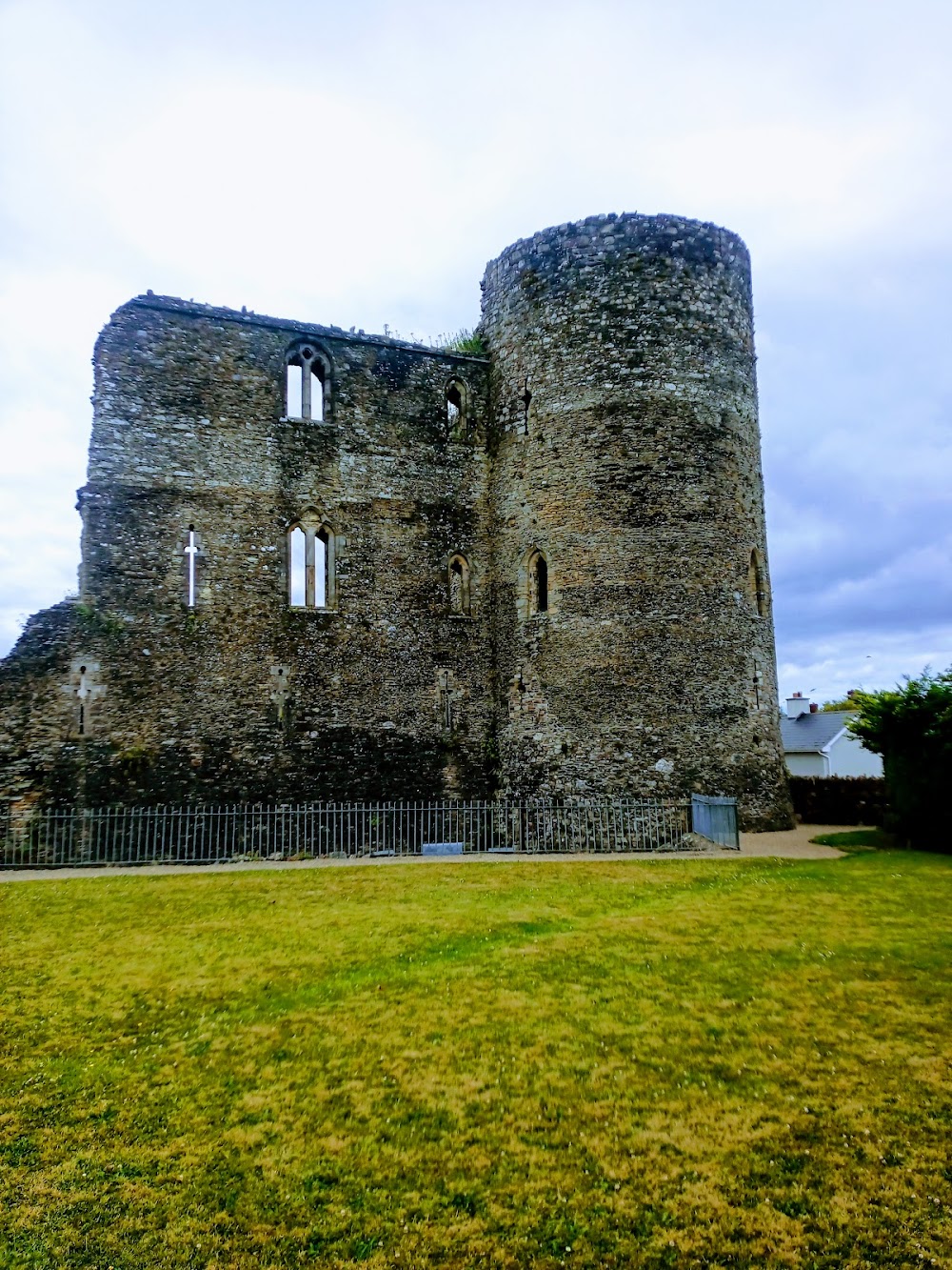 Caisleán Fhearna (Ferns Castle)