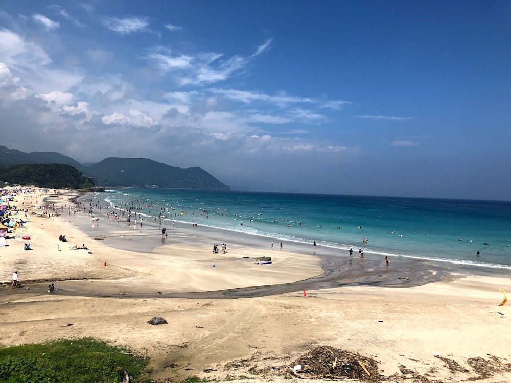 白浜 (Shirahama Beach)