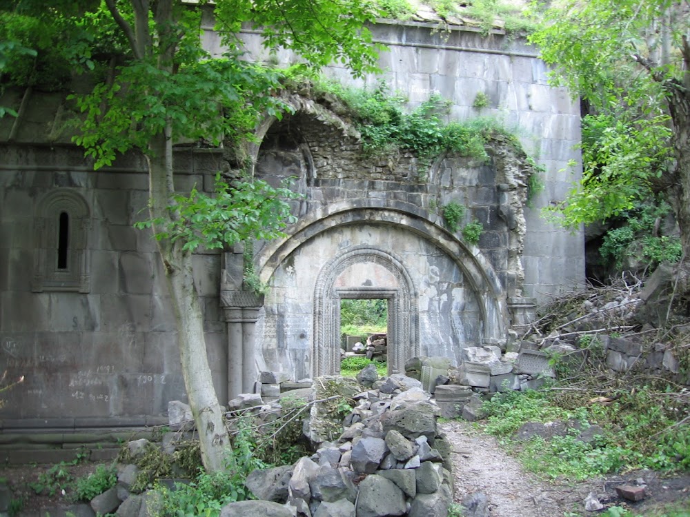 Կոբայրի վանք (Kobayr Monastery)