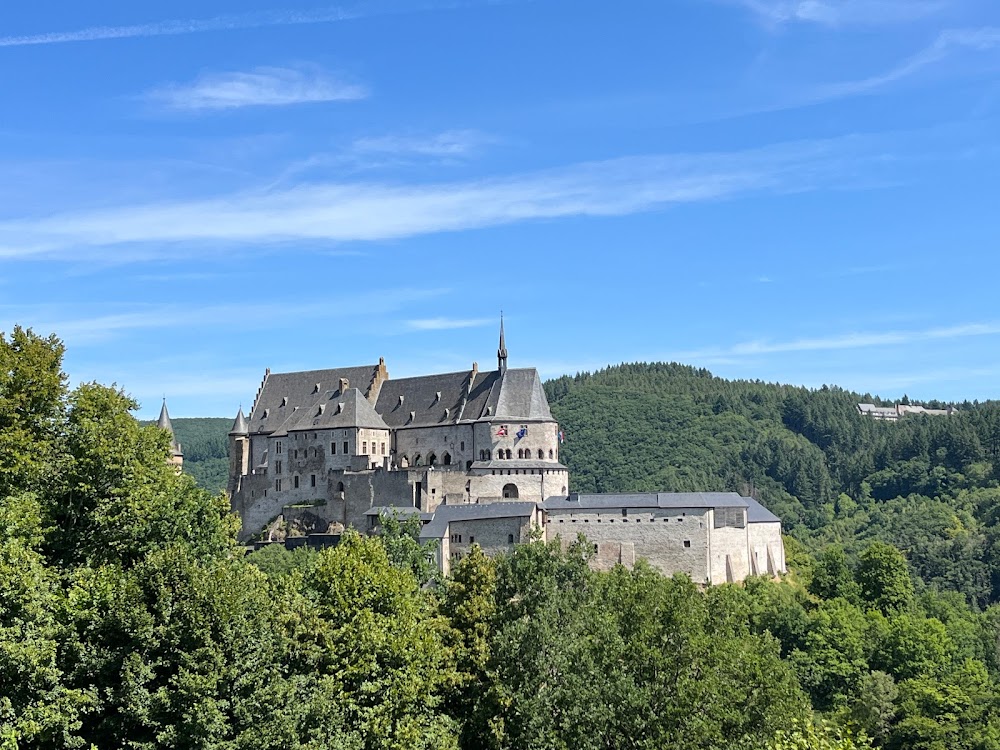 Buerg Veianen (Vianden Castle)