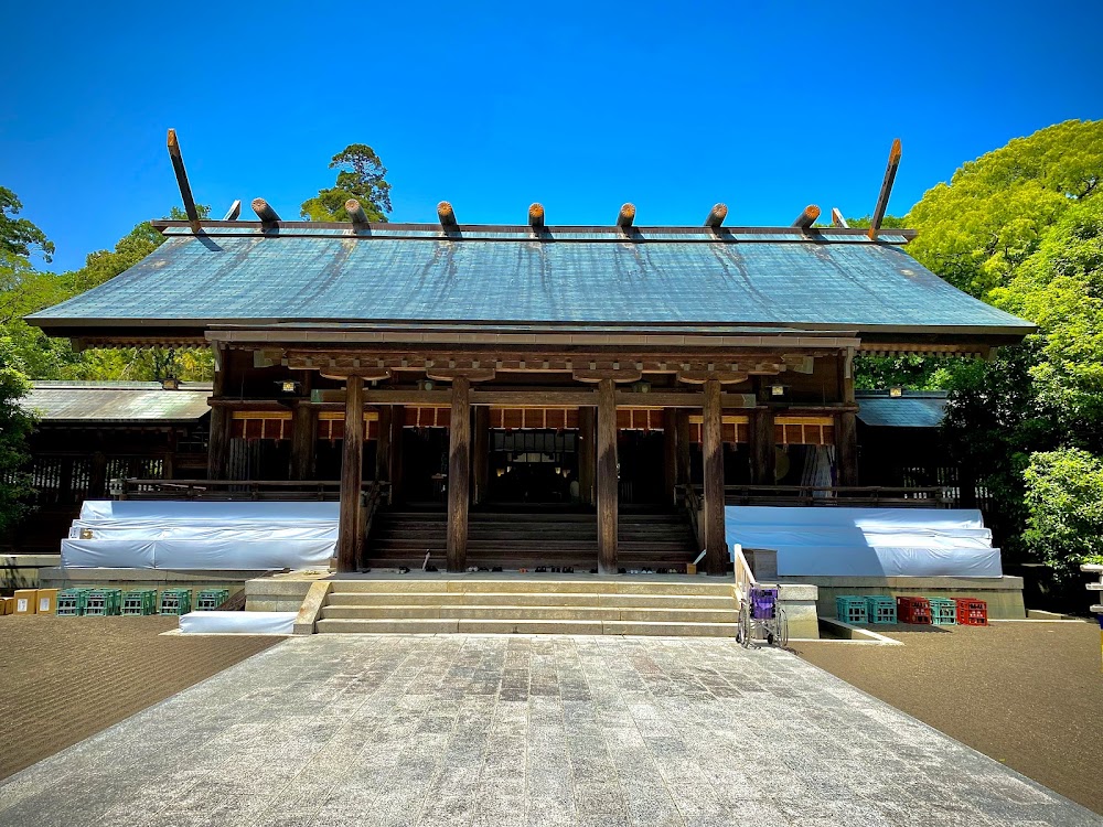 宮崎神宮 (Miyazaki Jingu)