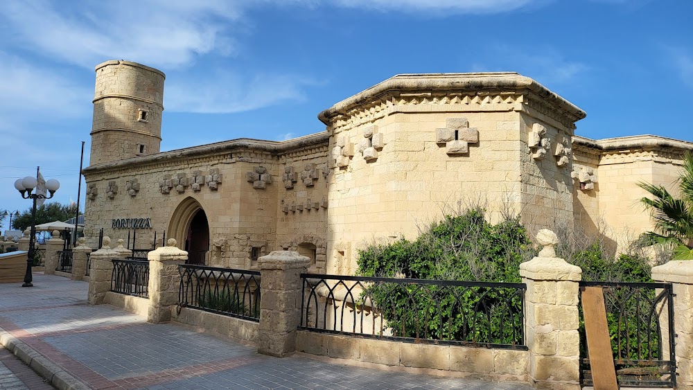 Batterija tal-Ponta tal-Gżira (Gżira Point Battery)