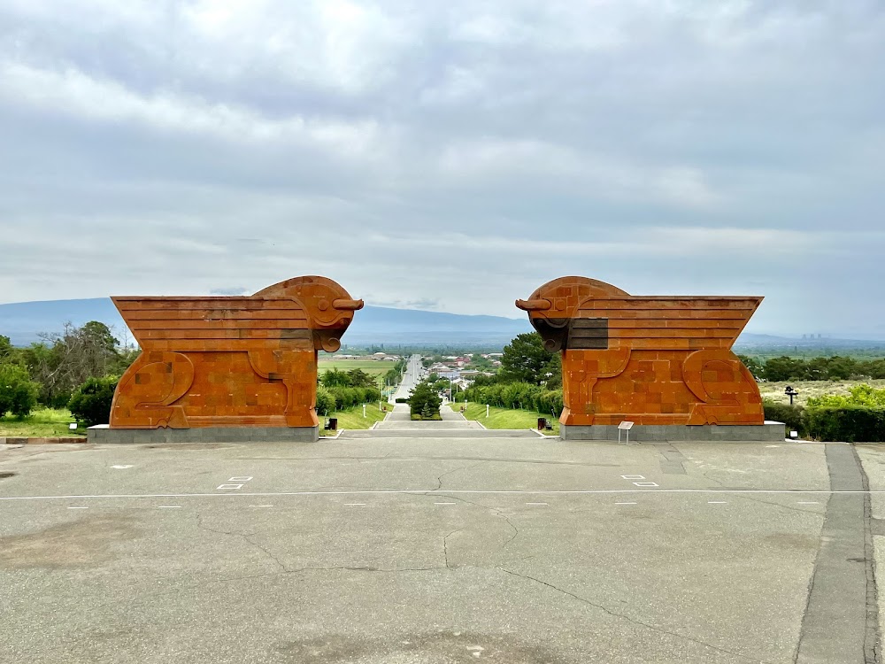 Սարդարապատի Հուշարձան (Sardarapat Memorial)