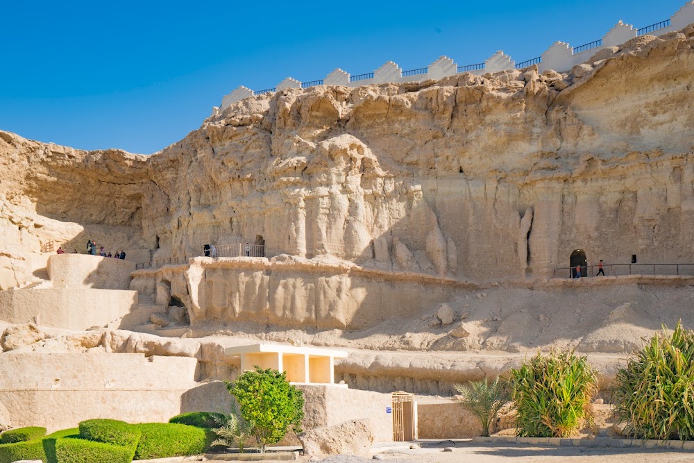 غارهای خربس (Kharbas Caves)