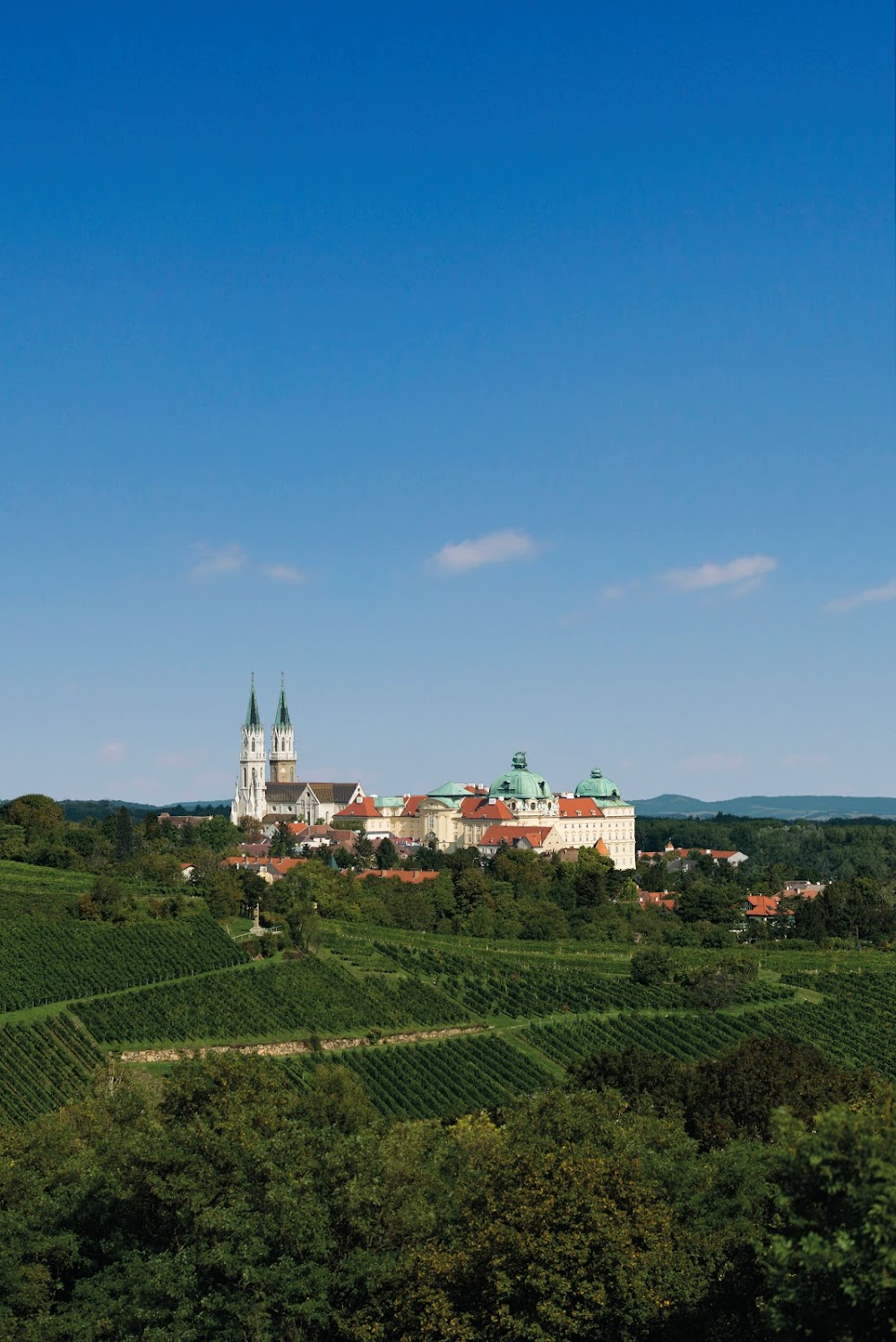 Stift Klosterneuburg (Klosterneuburg Monastery)