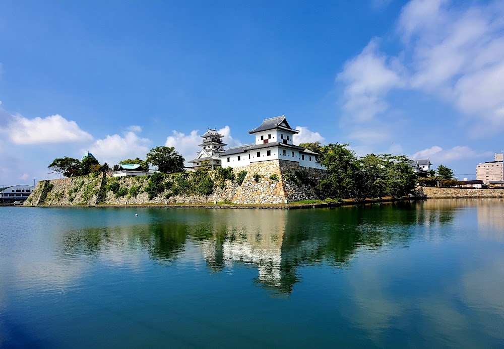 今治城 (Imabari Castle)