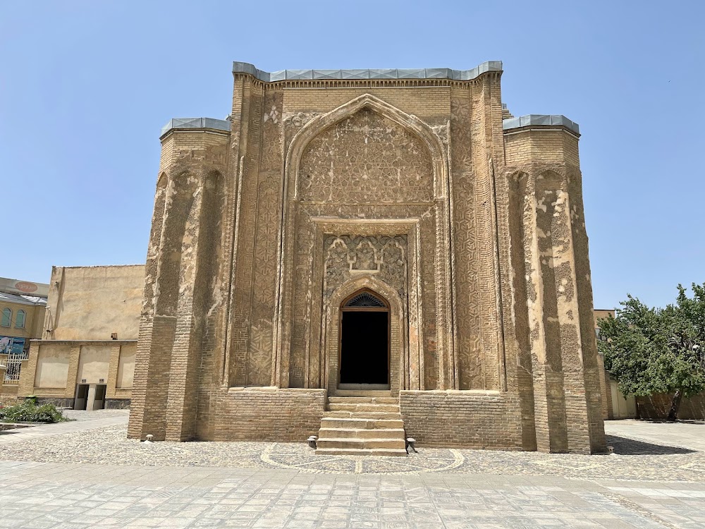 گنبد علویان (Alavian Dome)