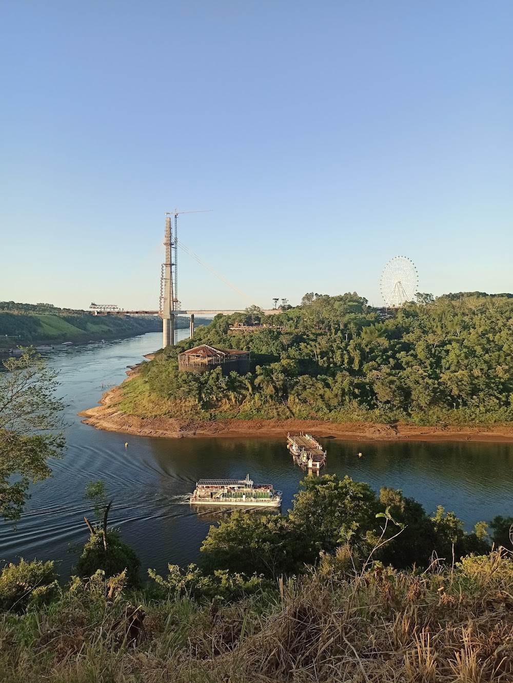 Triple Frontera (Triple Frontier)