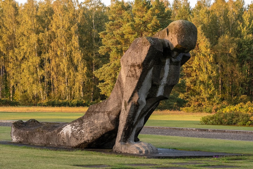 Salas kara piemiņas vieta (Sala War Memorial)