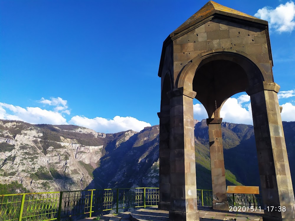 Հալիձորի բերդ (Halidzor Fortress)