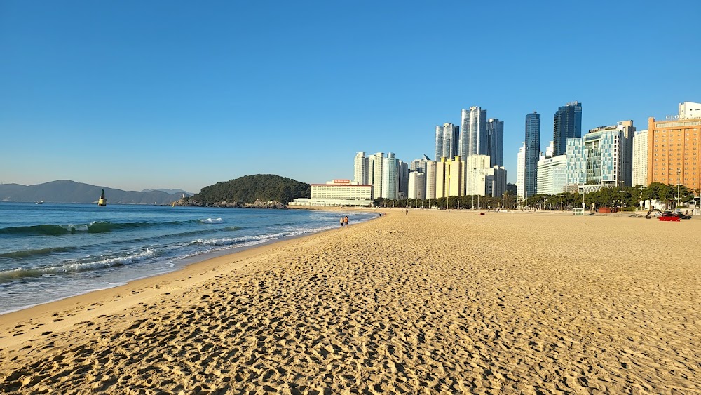 해운대해수욕장 (Haeundae Beach)