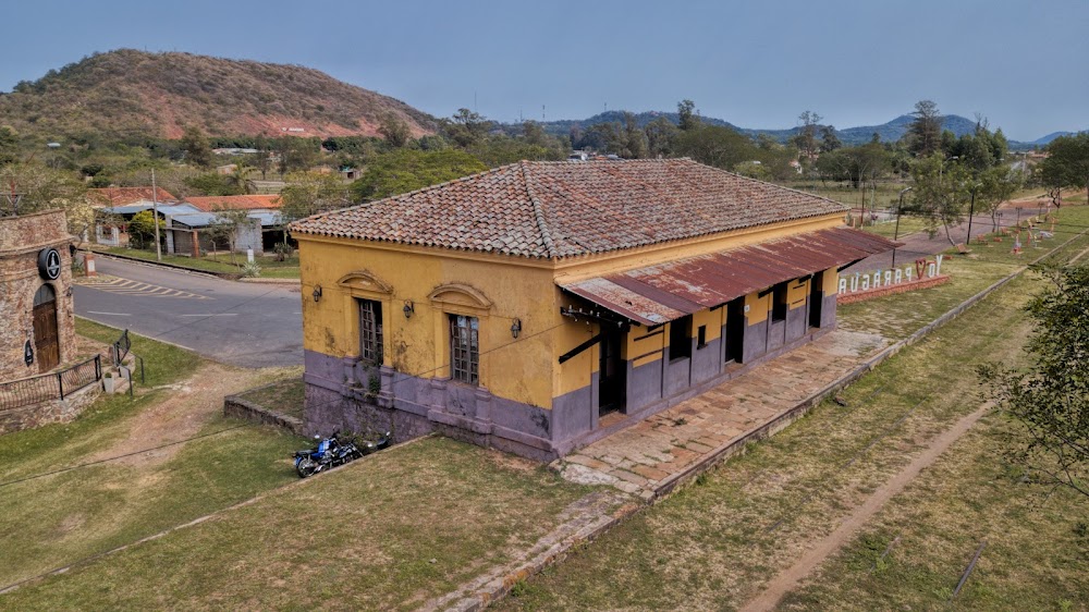 Estación de Ferrocarril de Paraguarí (Paraguarí Railway Station)