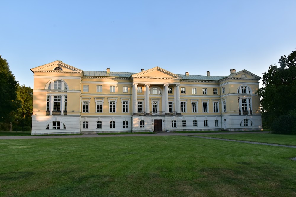 Mežotnes pils (Mežotne Palace)