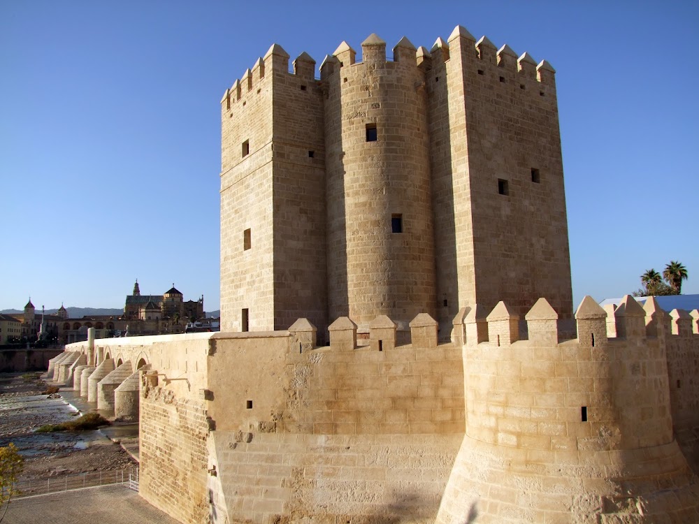 Torre de la Calahorra (Calahorra Tower)