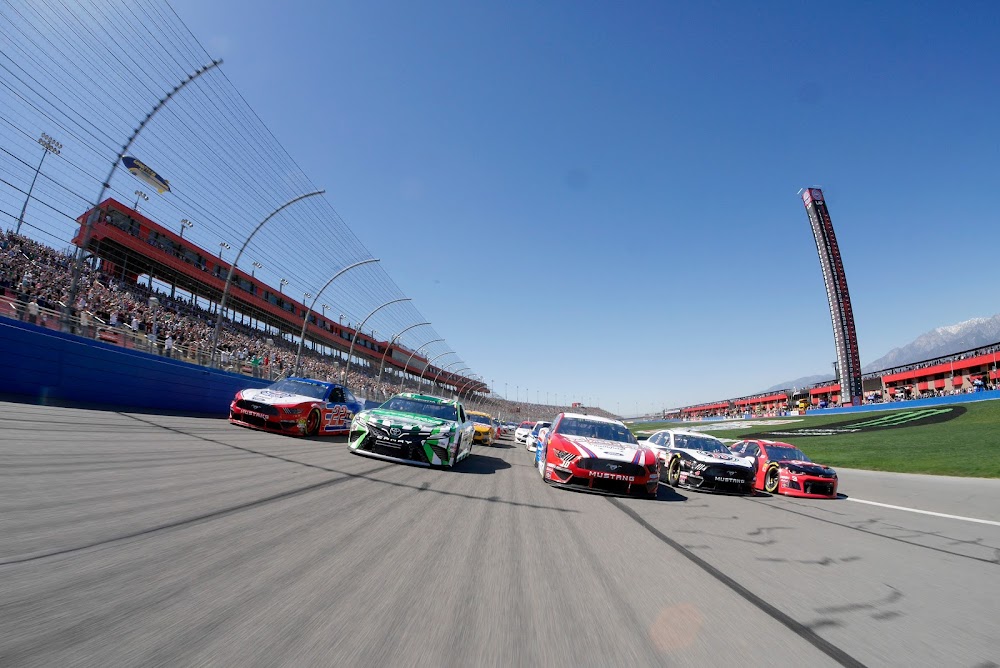 Auto Club Speedway (Auto Club Speedway)