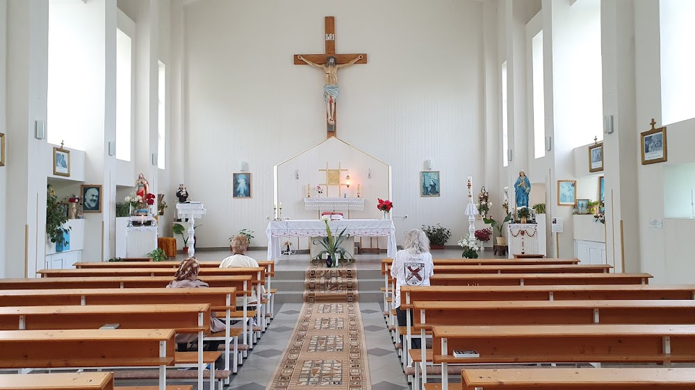 Biserica Romano-Catolică Caracal (Caracal Roman Catholic Church)