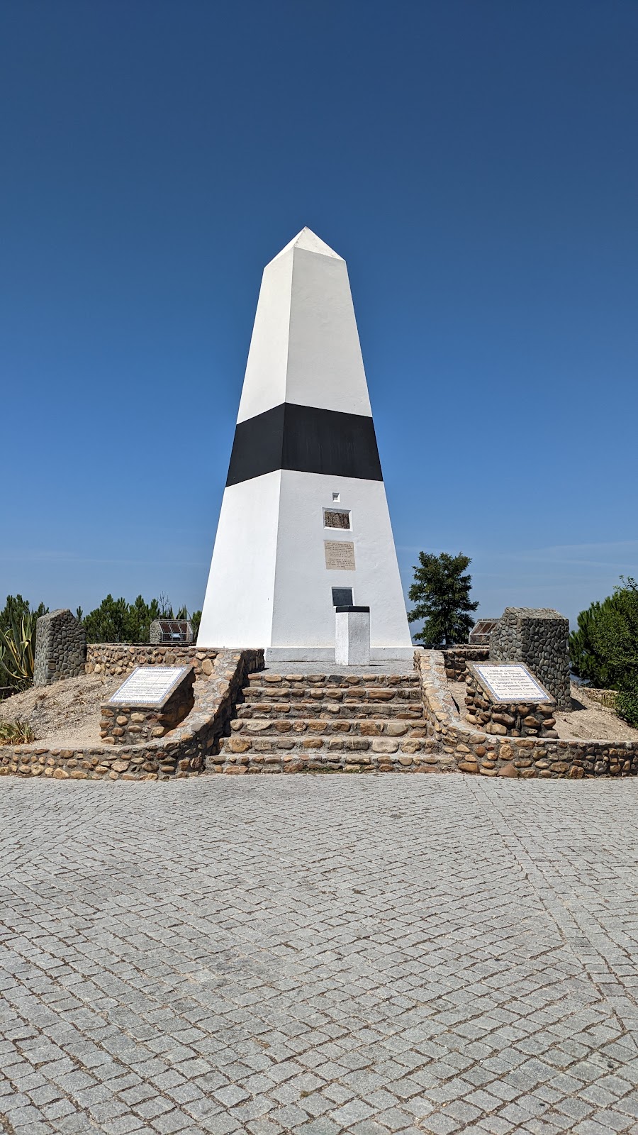 Centro Geodésico de Portugal (Geodesic Center of Portugal)