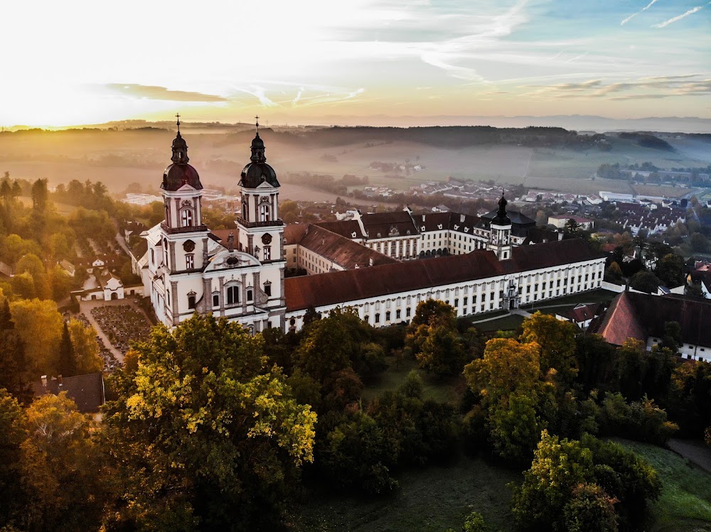 Stift St. Florian (St. Florian Monastery)