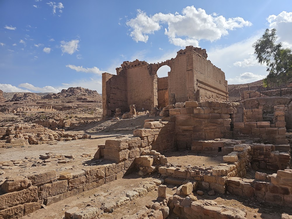 قصر البنت (Qasr Al Bint)