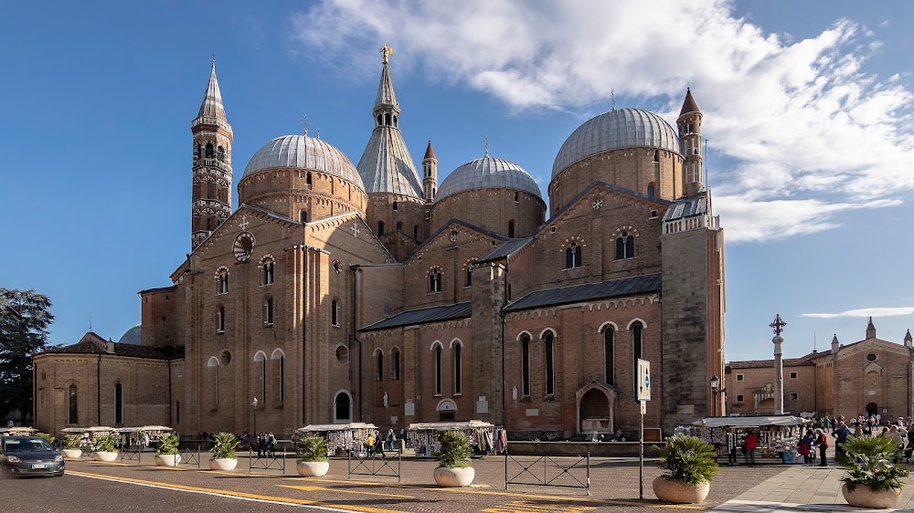 Église San Antonio (San Antonio Church)