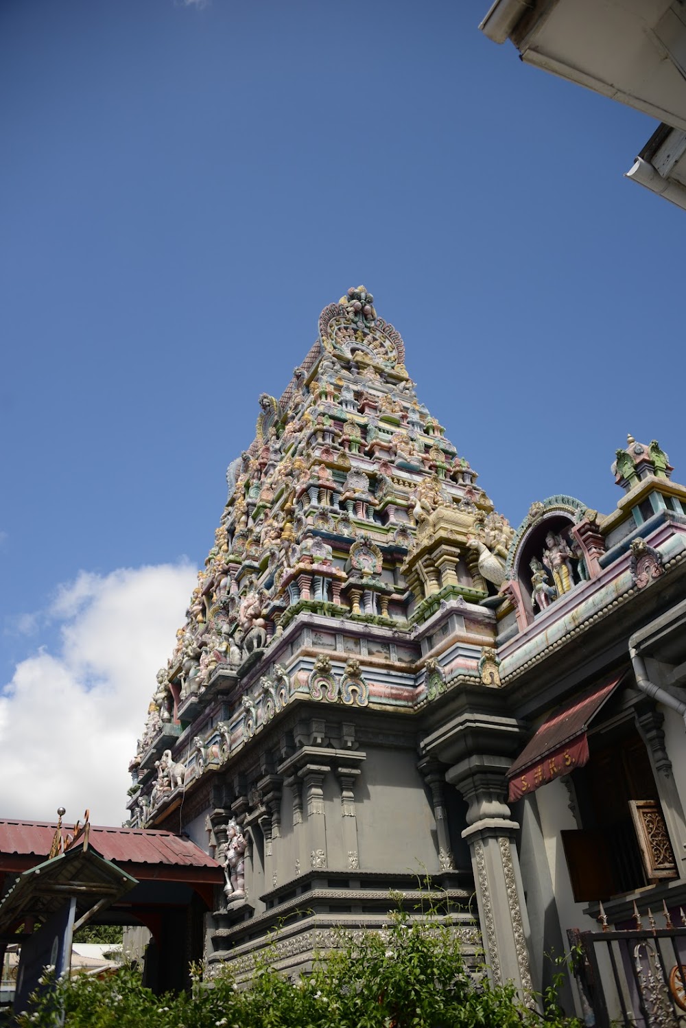 Arul Mihu Navasakthi Vinayagar Temple