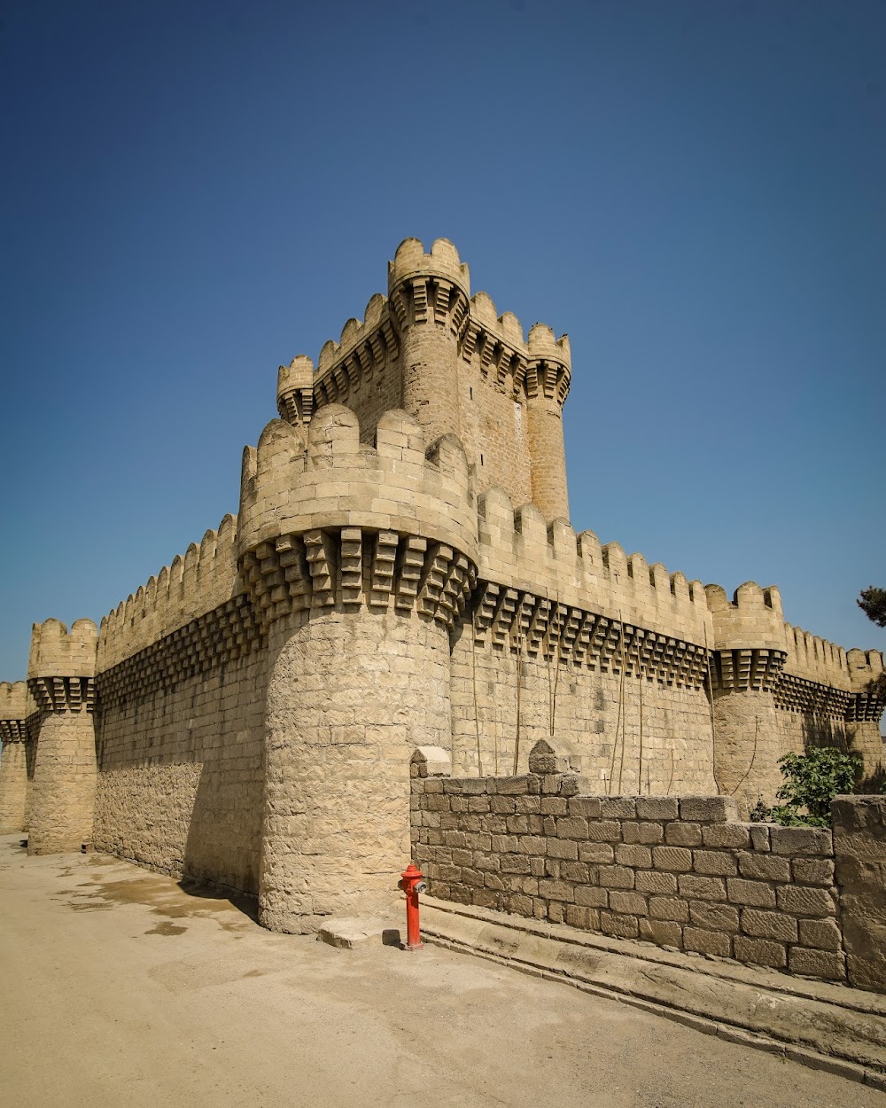 Mərdəkan Qalası (Mardakan Castle)