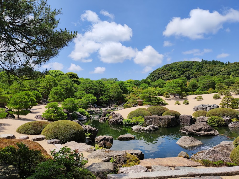 足立美術館 (Adachi Museum of Art)