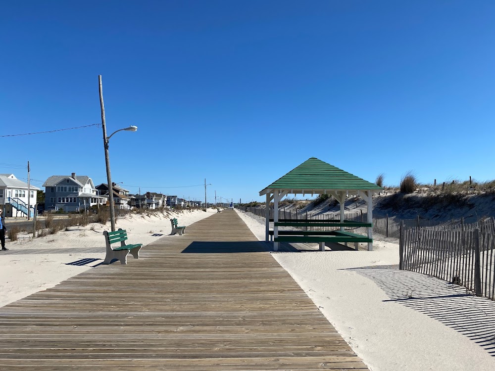 Jūrmalas parks (Seaside Park)