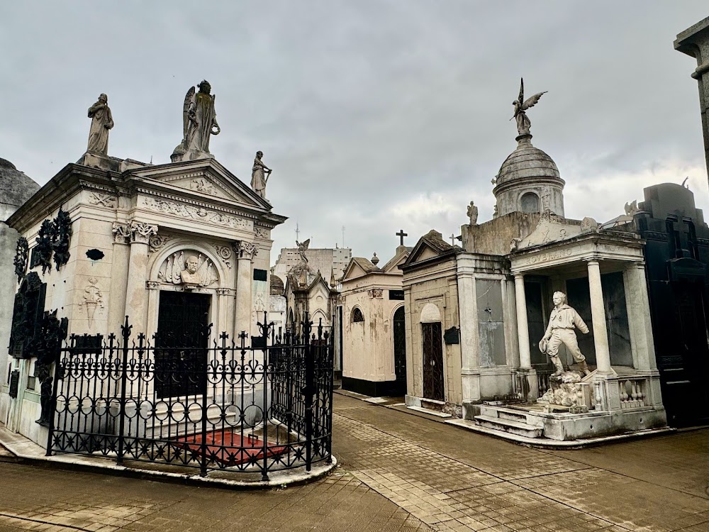 Cementerio de la Recoleta (Recoleta Cemetery)