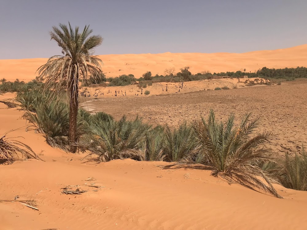 بحيرات مندرة (Mandara Lakes)