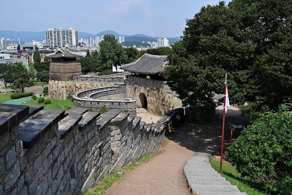 수원 화성 (Suwon Hwaseong Fortress)