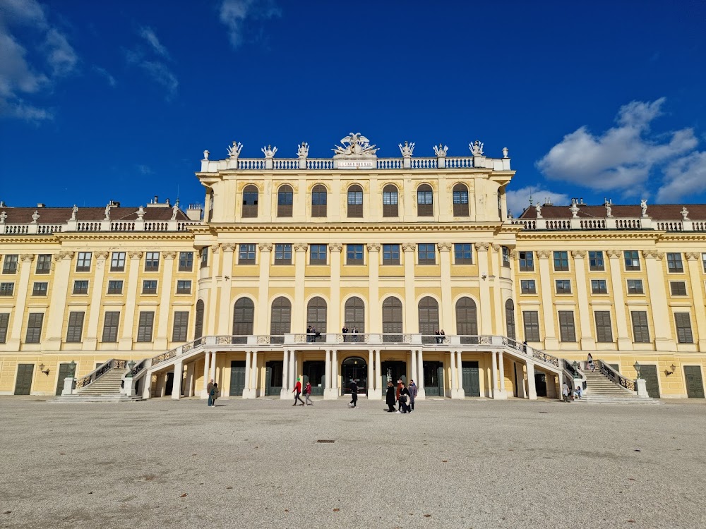 Schloss Schönbrunn (Schönbrunn Palace)