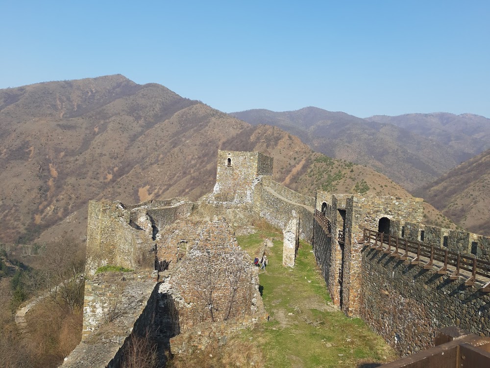 Тврђава Маглич (Maglič Fortress)