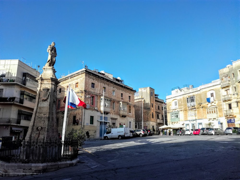 Pjazza Rebbieħa (Victory Square)