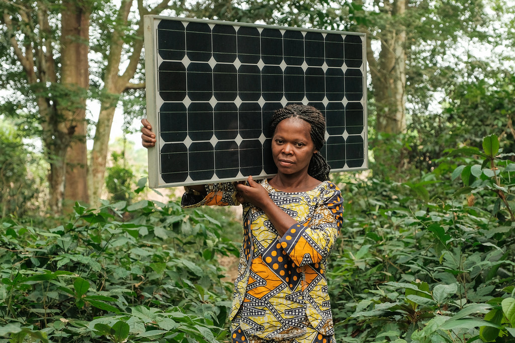 Africa’s renewable energy sector is shattering gender norms 🌍 ⚡🍃