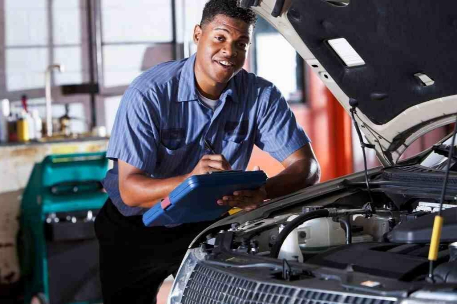 Revolutionizing Car Maintenance: The Rise of Tanzanian Auto-Tech App Spana 🇹🇿