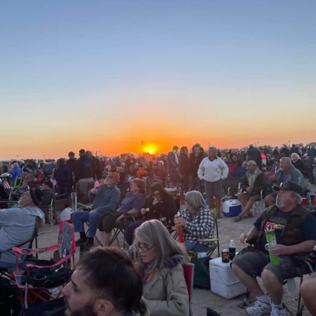 Howlin at the moon 1