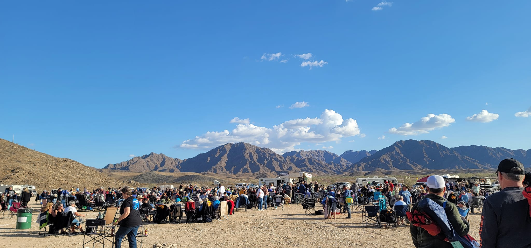 Howlin at the moon 16