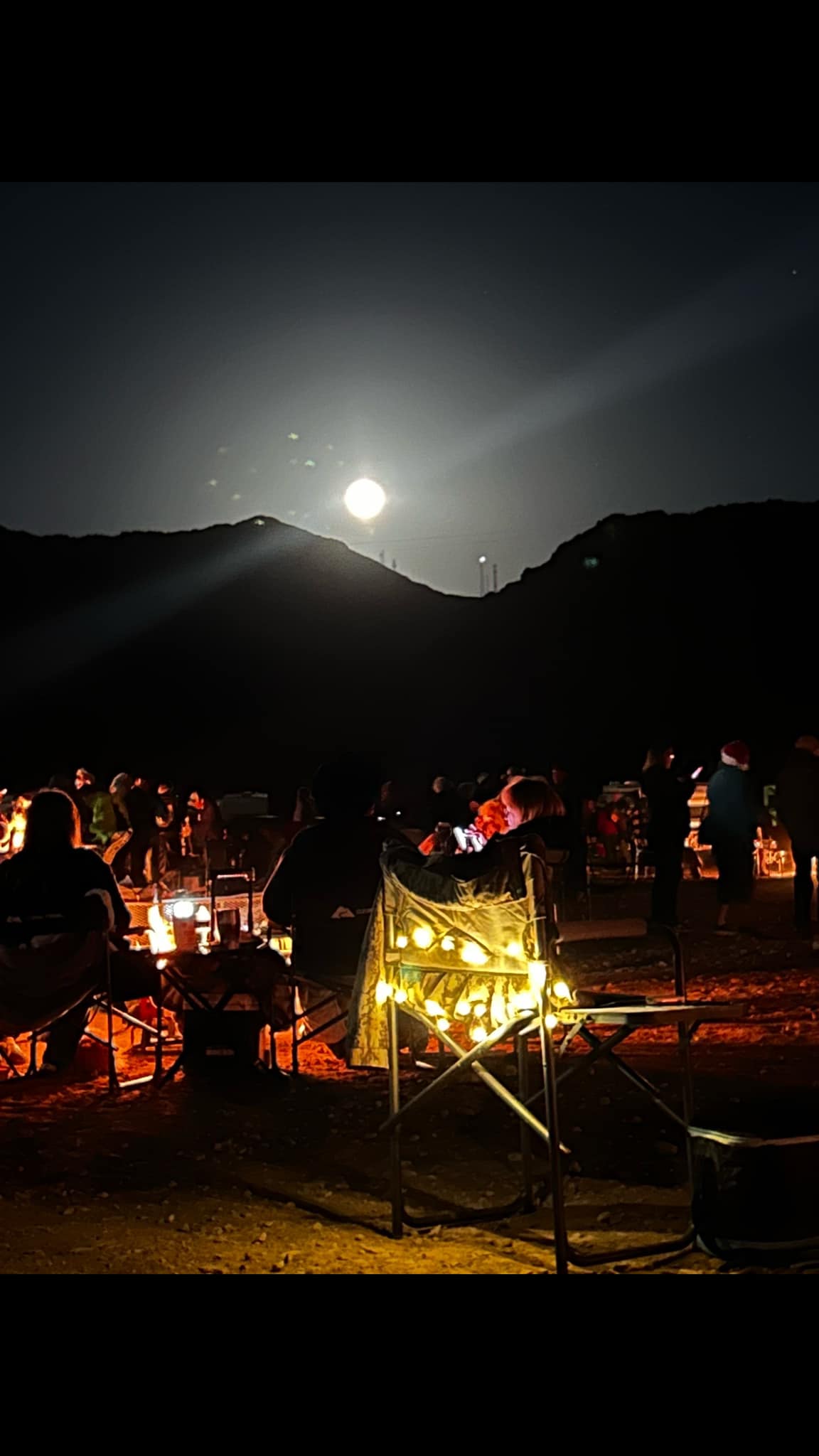 Howlin at the moon 19