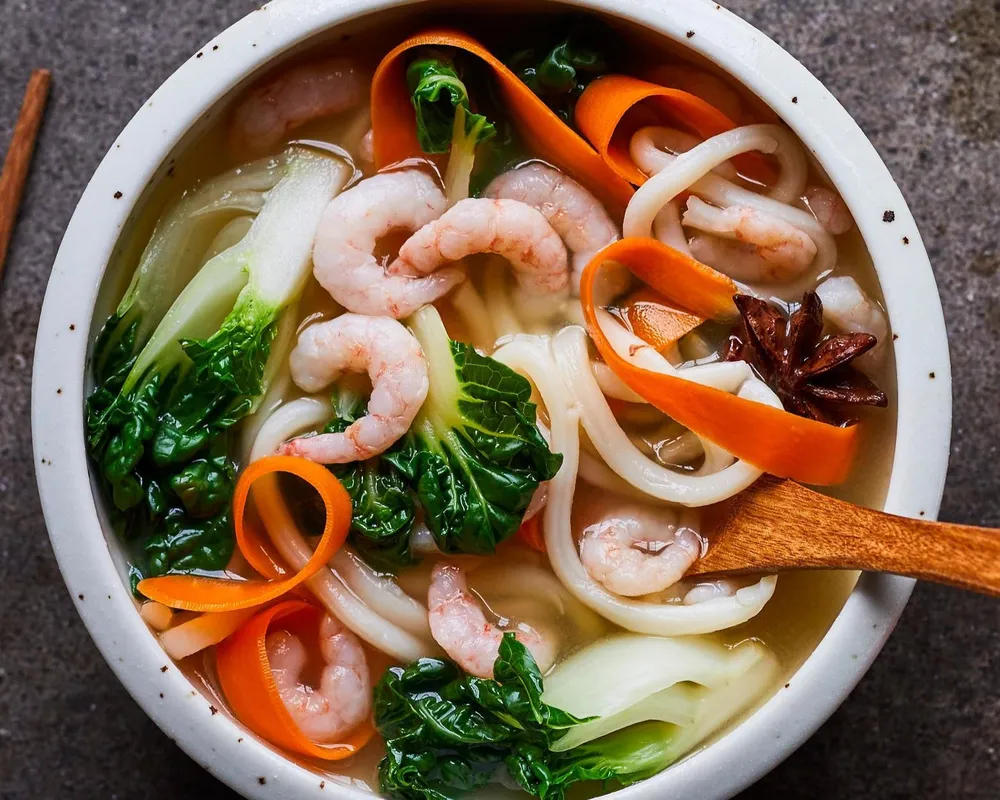 A7. soupe de Udon aux crevettes