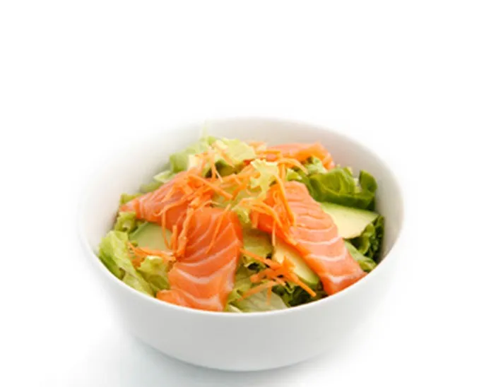 14. SALADE AU SAUMON