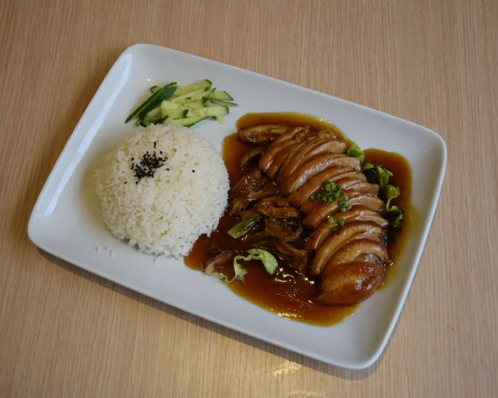 S10. Canard du chef + riz nature