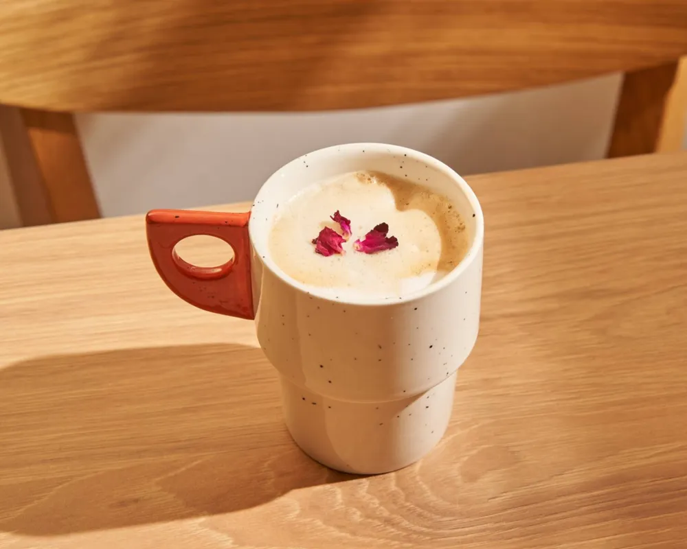 Hot latte rose