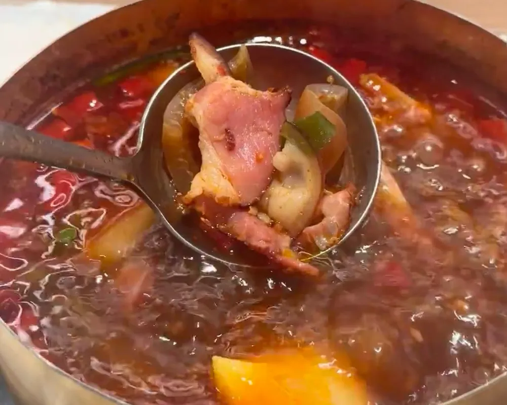 Bouillon a bacon pas épicé 